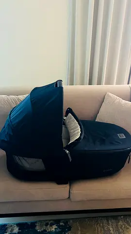 Cybex Carry Cot / Bassinet – Excellent Condition – Black