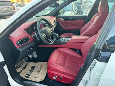 Maserati Levante Modena, миниатюра 12