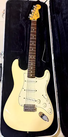 2010 Fender Standard Stratocaster Electric Guitar- Mexico