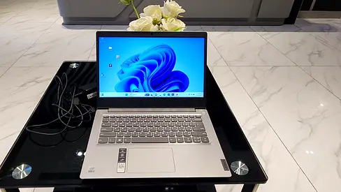 Lenovo Laptop Core i3