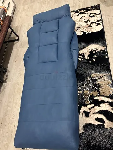 Blue reclining chaise lounge / single sofa bed - good condition