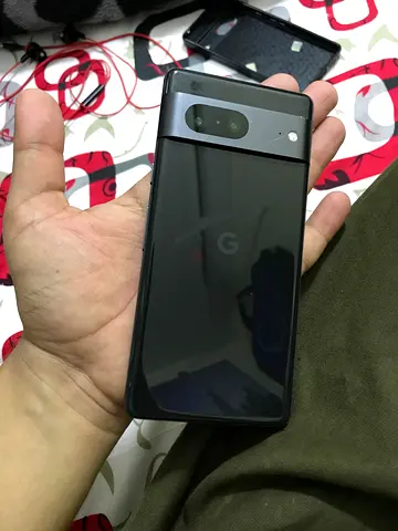 Google Pixel (black) - used, good condition