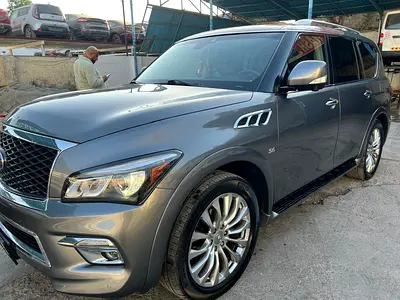 2017 Infiniti QX80 — фото 2