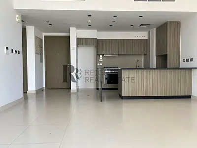 Vacant | Cozy Balcony | Prime Location | Move in