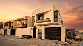 Luxury Corner Villa in Al Zahya - Freehold