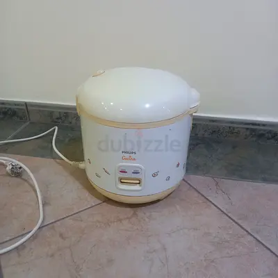 Small kitchen appliances slow cooker and steamers