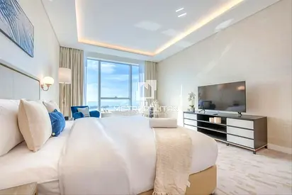 Spacious Studio | Palm Tower | Mid Floor