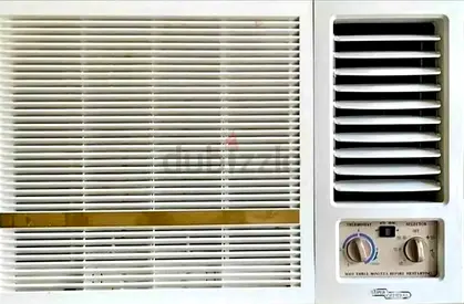 Ac super general 2ton window almost new for