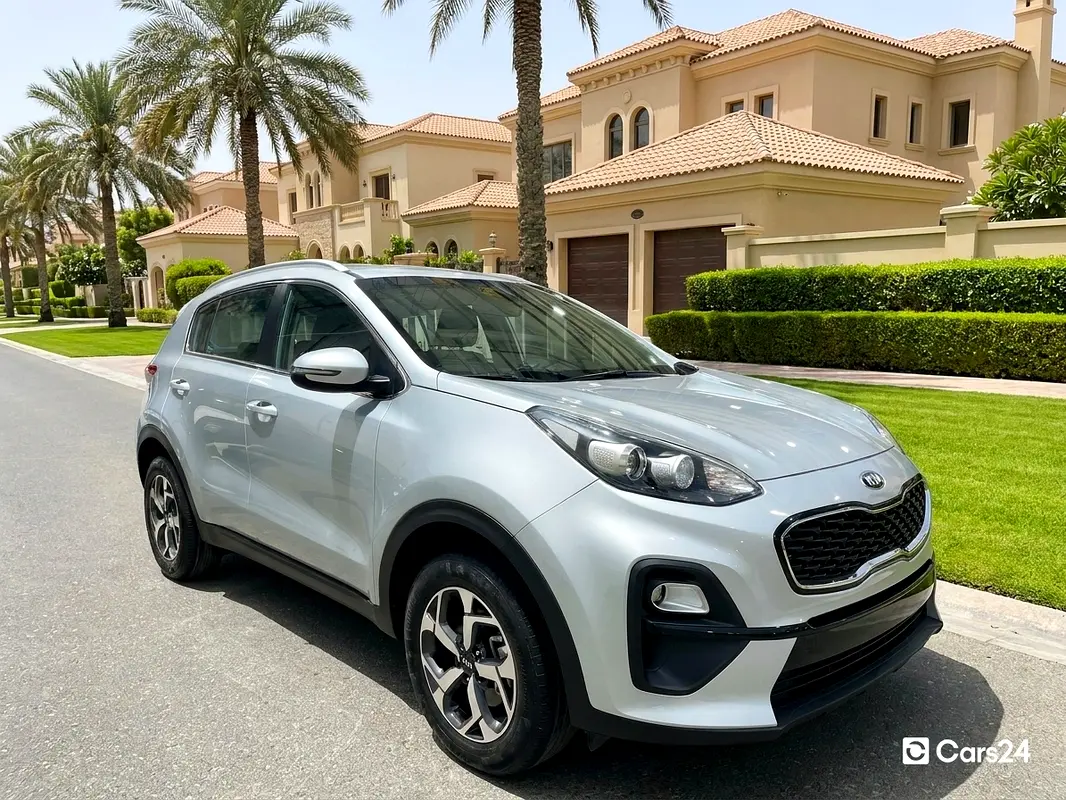 Kia Sportage 2021 — photo 1 of 13