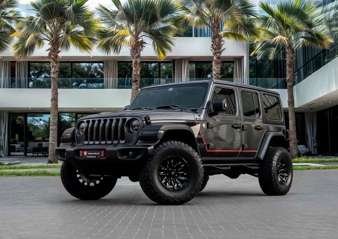 Jeep Wrangler 2021 — photo 1 of 14