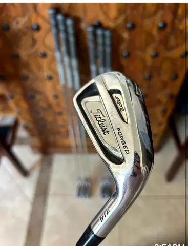 Titleist AP2 714 Irons 

Right Handed 4-PW (7 clubs) 

True temper s300 shafts