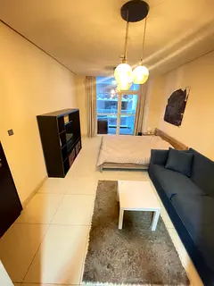 Luxury Master Room | 2 Mins to Tram | Dubai Marina