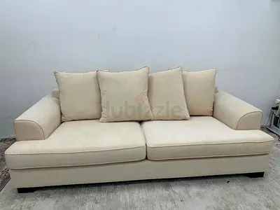 Almost like new condition the one brand Kingston 3 seater sofa