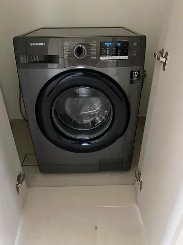 Samsung new model 8 kg washing machine neat and clean