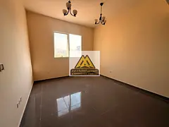 The studio is suitable for individuals or couples and offers a convenient location near major roads
