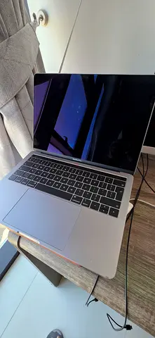 Mac Book Pro (13-2019) for sale