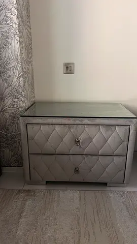 Bed side table