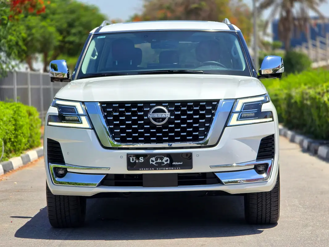 Nissan Patrol 2024 — photo 1 of 18