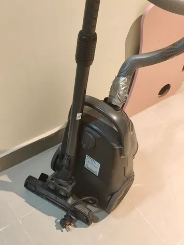 Sale of vaccum cleaner