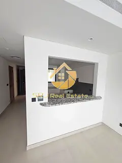 Single Row 4BR Townhouse | Prime Location | Costa Brava