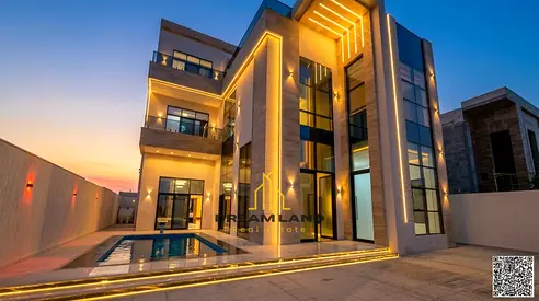 Luxury Corner Villa With Pool & Lift - prime deal