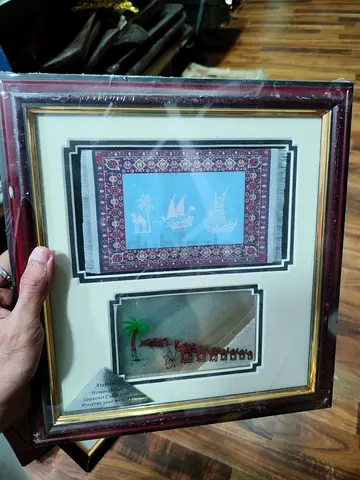 Framed Traditional Persian Carpet Arabian Dhow Artwork with 7 sands - 28*30cm