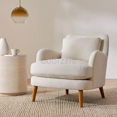 Modern and Stylish Arm Chair