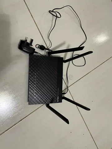 ASUS Dual-Band WiFi Router with 4 External Antennas (Used)