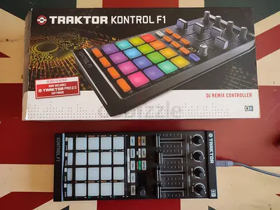Native Instruments Traktor Kontrol F1 DJ Remix Controller