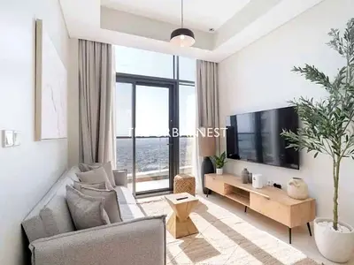 Dubai Canal and City View | High Floor | Tenanted