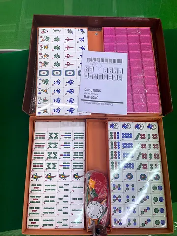 Mahjong Set English with Ruler and Mat