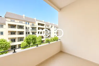 Vacant | Two Allocated Parking | Large Layout