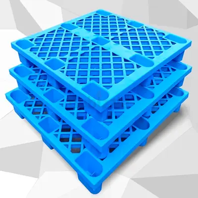 Brand New plastic pallets Set of Durable Plastic Pallets – Multiple Colors, Lightweight  Reusable