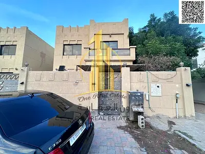 🏡 للبيع فيلا في منطقة المويهات 3 📍 موقع مميز على شارع قار وسكة 🔹 تتكون الفيلا من: 5 غرف نوم ماستر مجلس صالة مطبخ غرفة عاملة 📐 مساحة الأرض: 3200 قد