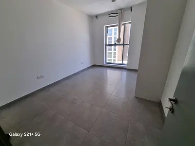 Annual Rental Apartment in Al Majaz 2, Sharjah A modern second-tenant apartment located on Jamal Abdul Nasser Street, offering spacious interiors, hi