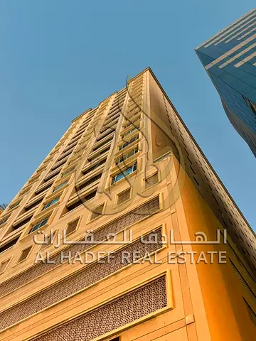 فرصة استثمارية مميزة: برج للبيع في التعاون - دخل مرتفع (270 شقة + 3 محلات)