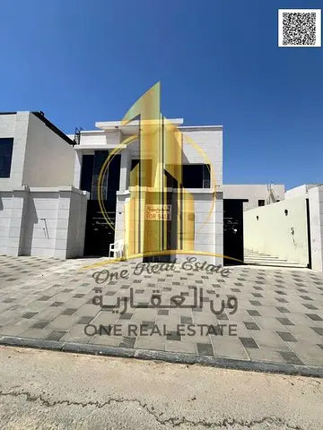 🏡 فيلا فاخرة للبيع في منطقة العالية – عجمان ✨  📍 موقع استراتيجي على شارع قار رئيسي وبإطلالة مباشرة على شارع الشيخ محمد بن زايد فرصة استثنائية لامتلا