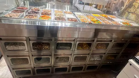 عارضة مكسرات مع تسخين