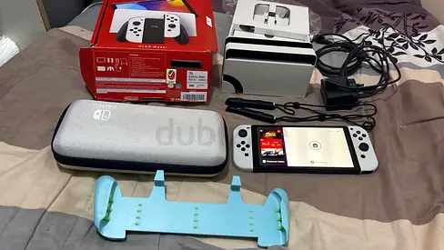 Nintendo switch oled white