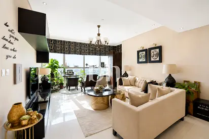 Full Canal View | High Floor | Hot Deal