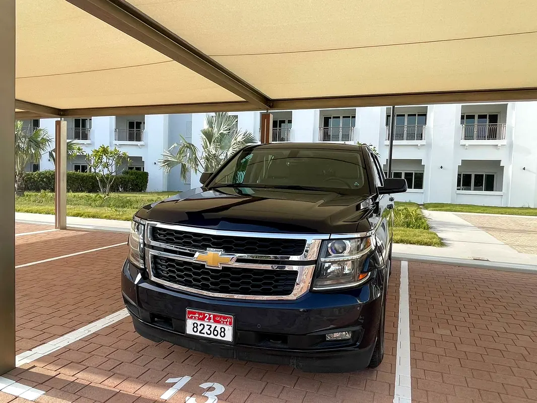 Chevrolet Tahoe 2020 — photo 1 of 20