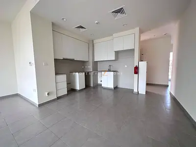 Vacant 1st July, Corner Unit, Single Row