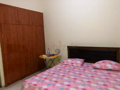ONE MASTER BEDROOM AVAILABLE FOR RENT. BATHROOM ATTACHED.ELECTRICITY CHARGES AND INTERNET INCLUDED