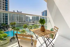 Modern Studio w/ Canal &amp; Pool Views in Business Bay | All Bills Inclusive | Ideal for Mid - Term