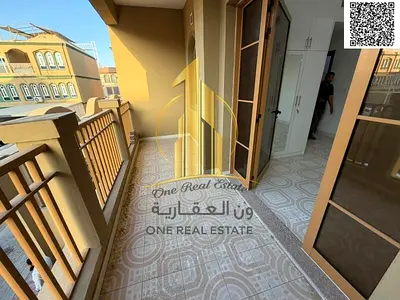🏡 تاون هاوس للإيجار في أب تاون الزاهية 📍 موقع مميز قريب من جميع الخدمات والمرافق 🔹 تفاصيل التاون هاوس: 4 غرف نوم صالة واسعة 5 حمامات بلكونة حوش خلف