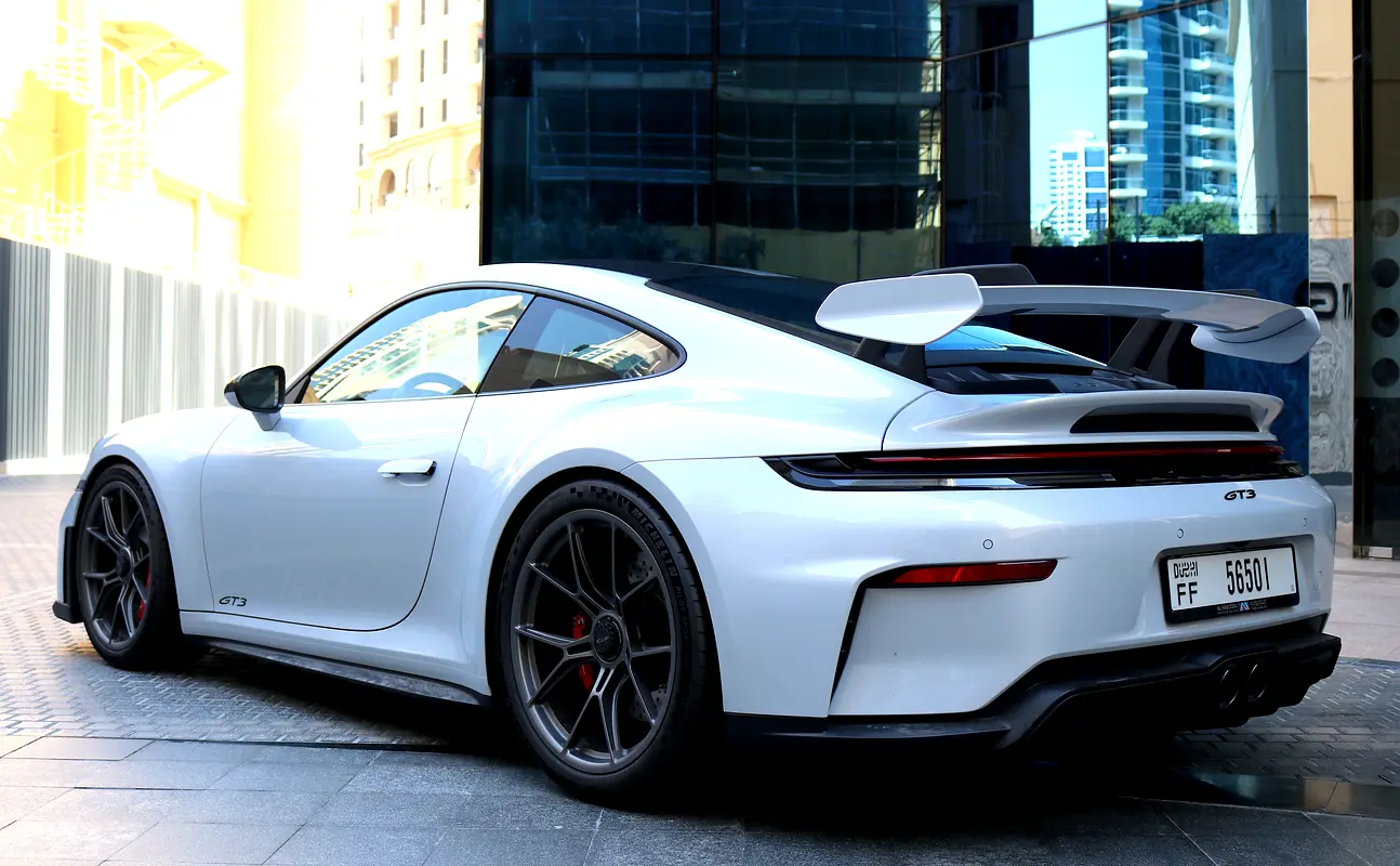 Porsche 911 2026 — photo 1 of 18