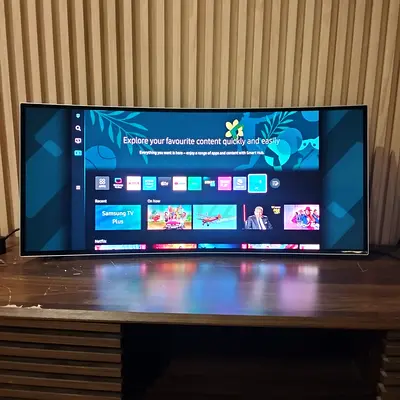 Samsung 34 inch Odyssey G8 OLED Gaming Monitor - 175Hz, S34BG850SU both option Monitor or TV