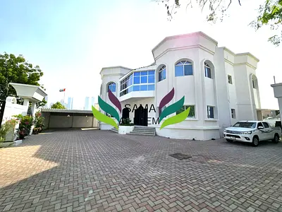 Spacious 5 BR Villa in Al Wasl |Ideal for Families
