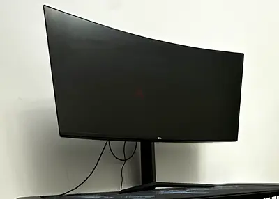 LG UltraGear Curved 34-inch 160Hz Gaming Monitor - Less Used