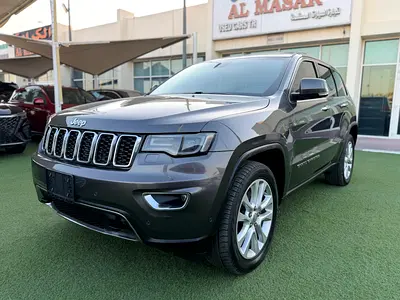 Jeep Grand Cherokee Limited -2017 -GCC -FREE ACCIDENT-ORIGINAL PAINT-EXCELLENT CONDITION